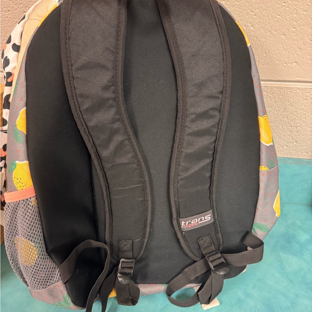Jansport Gray Backpack with Yellow Lemon Print - Picture 2 of 3